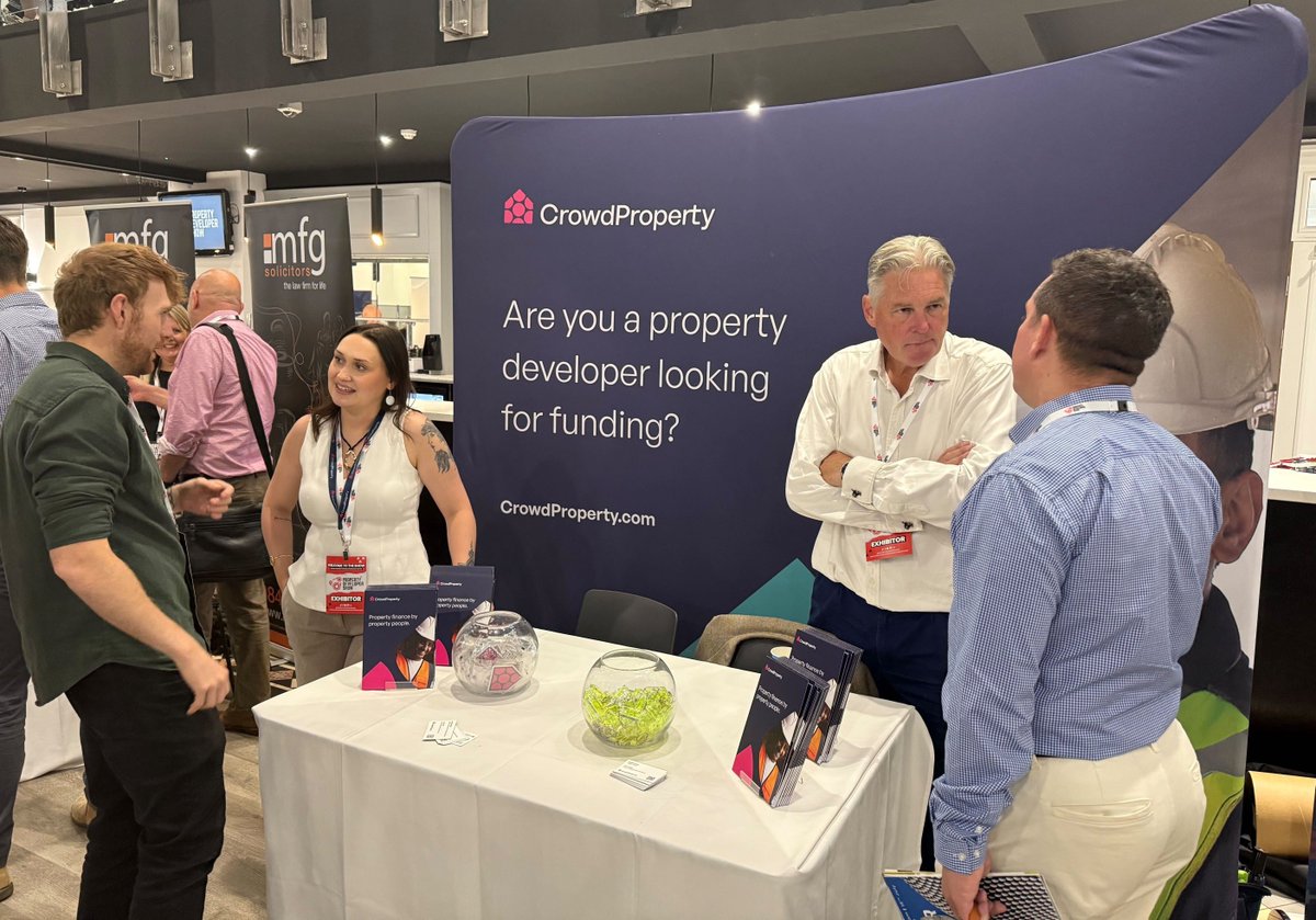 CrowdProperty tweet media