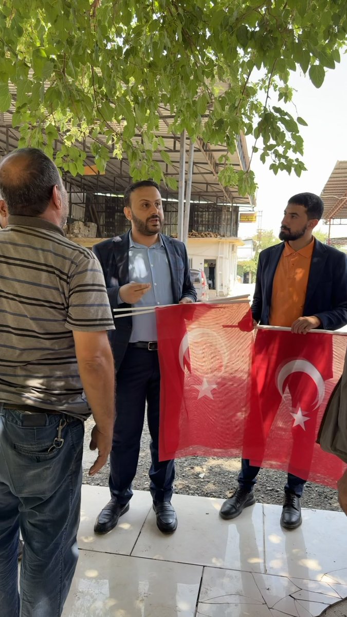 📍Oduncu Pazarı

AK Parti Haliliye İlçe Başkanımız Sayın Mustafa Bağmancı ve Ana Kademe Yönetim Kurulu Üyelerimiz ile birlikte;

Şanlıurfa Oduncular ve Kömürcüler Esnaf Odası Başkanı Hadi Öge, Başkan Yardımcısı Aziz Kırmızı ve esnaflarımız ile bir araya gelip; taleplerini