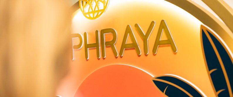 ✨ Golden hour is one of life’s most extraordinary experiences. As the sun sets, it’s a moment worth savouring..🌅
#PhrayaRum, crafted in the Kingdom of #Thailand 🇹🇭 is inviting you to savour this time with a series of new #cocktailrecipes ℹ️ ➡️ shorturl.at/dnOGq