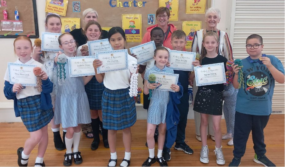 holycross@sthelens (@holycrosssthel1) on Twitter photo Our Rotakids have celebrated with our St. Helens Rotarians in recognition of their charity work this academic year. This has included support for families and agencies around the globe and within our own borough. <a href="/sthelensrotary/">RotaryStHelens</a> <a href="/RotaryGBI/">Rotary GB & Ireland</a> Our Rotakids have celebrated with our St. Helens Rotarians in recognition of their charity work this academic year. This has included support for families and agencies around the globe and within our own borough. <a href="/sthelensrotary/">RotaryStHelens</a> <a href="/RotaryGBI/">Rotary GB & Ireland</a>