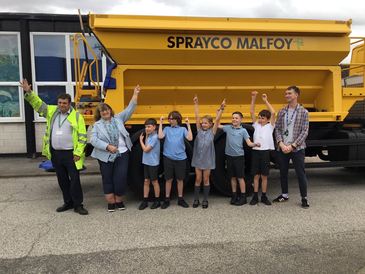WSM Academy (@wsmacademy) on Twitter photo Welton St Maryโs are proud to introduce you to Sprayco Malfoy, the gritter that was named by our School Council! Keep an eye out for him in the winter months around the village ๐๐ฅถโ๏ธ โฆBig thanks to <a href="/LincolnshireCC/">Lincolnshire County Council</a>โฉ #Malfoy Welton St Maryโs are proud to introduce you to Sprayco Malfoy, the gritter that was named by our School Council! Keep an eye out for him in the winter months around the village ๐๐ฅถโ๏ธ โฆBig thanks to <a href="/LincolnshireCC/">Lincolnshire County Council</a>โฉ #Malfoy