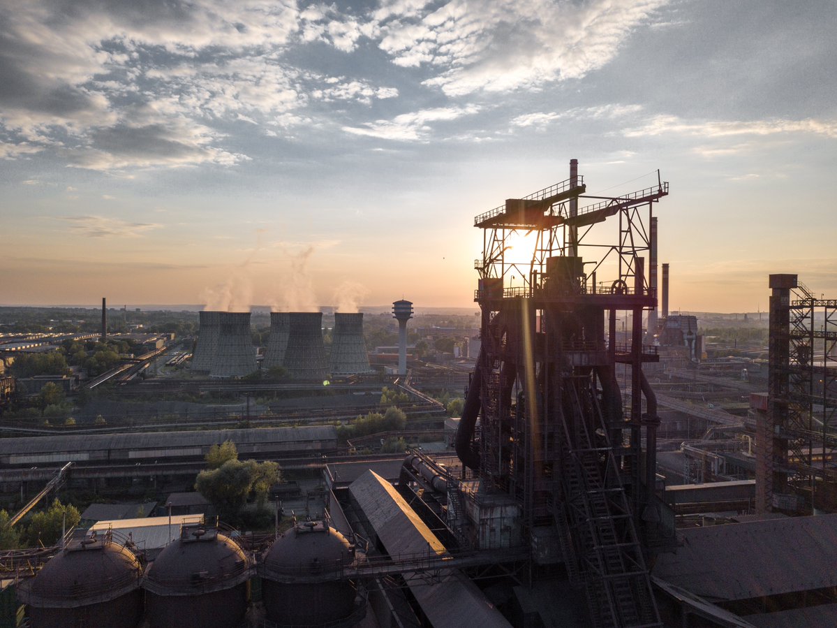 OcelarskaU's tweet image. Nové klimatické cíle mohou zničit evropské ocelářství!
➡️ Přečtěte si vyjádření Ocelářské unie k návrhu Komise na stanovení klimatického cíle do roku 2040 ve výši 90 %.
ocelarskaunie.cz/vyjadreni-ocel…