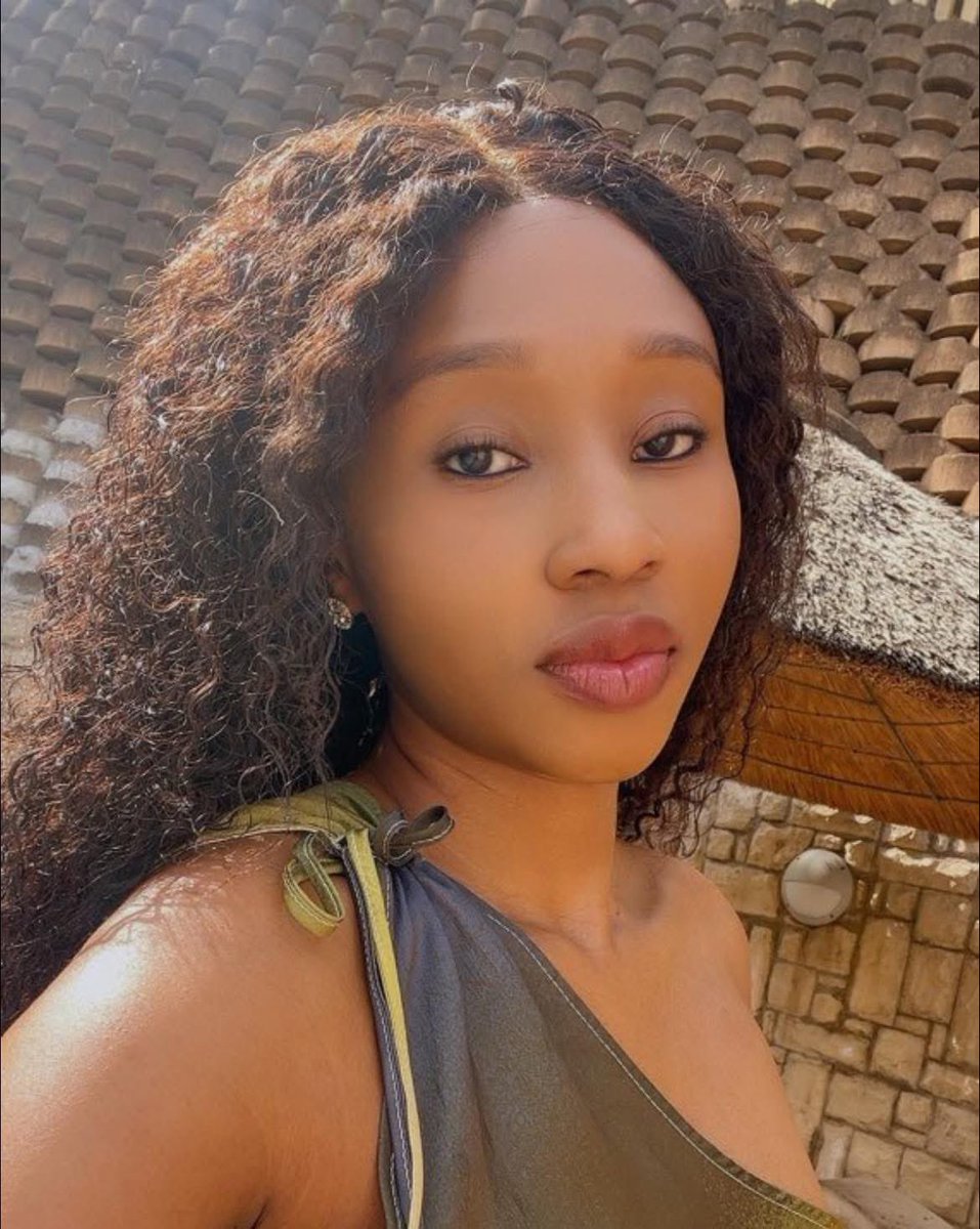 kheswa_thenjiwe's tweet image. I was 29 years old here. Wish I could go back.