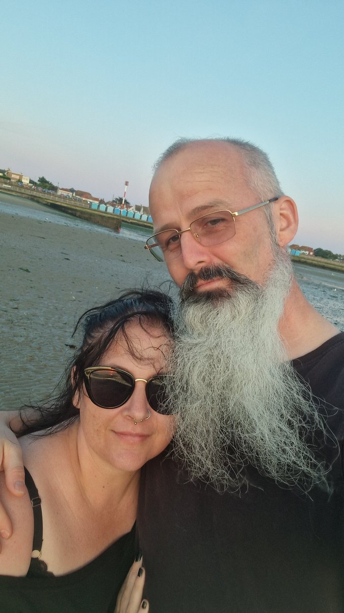 Saff1984's tweet photo. Some much needed time out with @MercenaryXbox to watch the sunset https://t.co/B10yyu1GZm