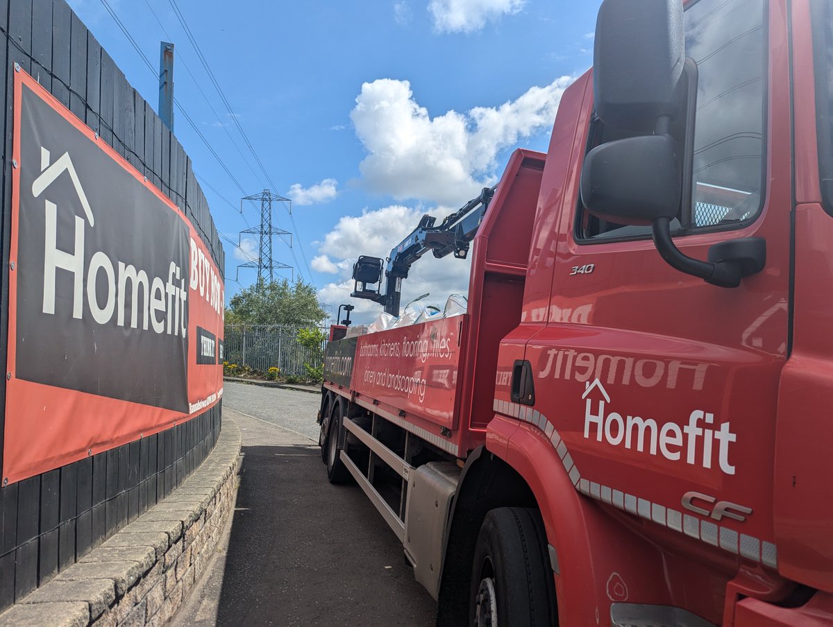 NON STOP 🚛 on their first day back at the <a href="/HomefitLTD/">Homefit - Belfast</a> Hannahstown Branch

Best in the West pricing when it comes to Building &amp; DIY. 

Quick Quotes  02890 301880