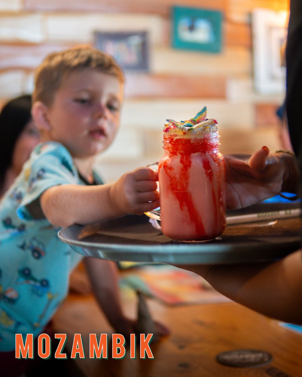 TheMozambik's tweet image. Treat your kids to a delicious milkshake at Mozambik this Wednesday! 🍦✨ It's the perfect mid-week treat that will make their day extra special. Don't miss out on the fun! #MilkshakeMadness #Mozambik #KidApproved #SweetTreats
