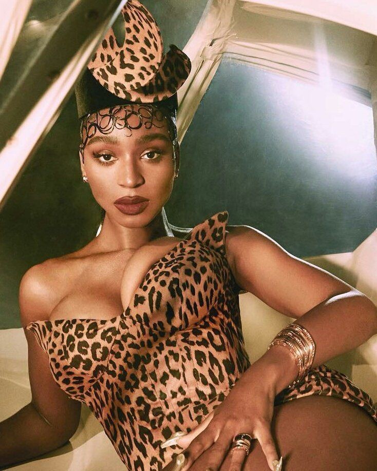 HFawkers's tweet photo. Happy anniversary to the iconic wildside MV. Norms truly has an eye for MVs. https://t.co/ElfnM1ahGH