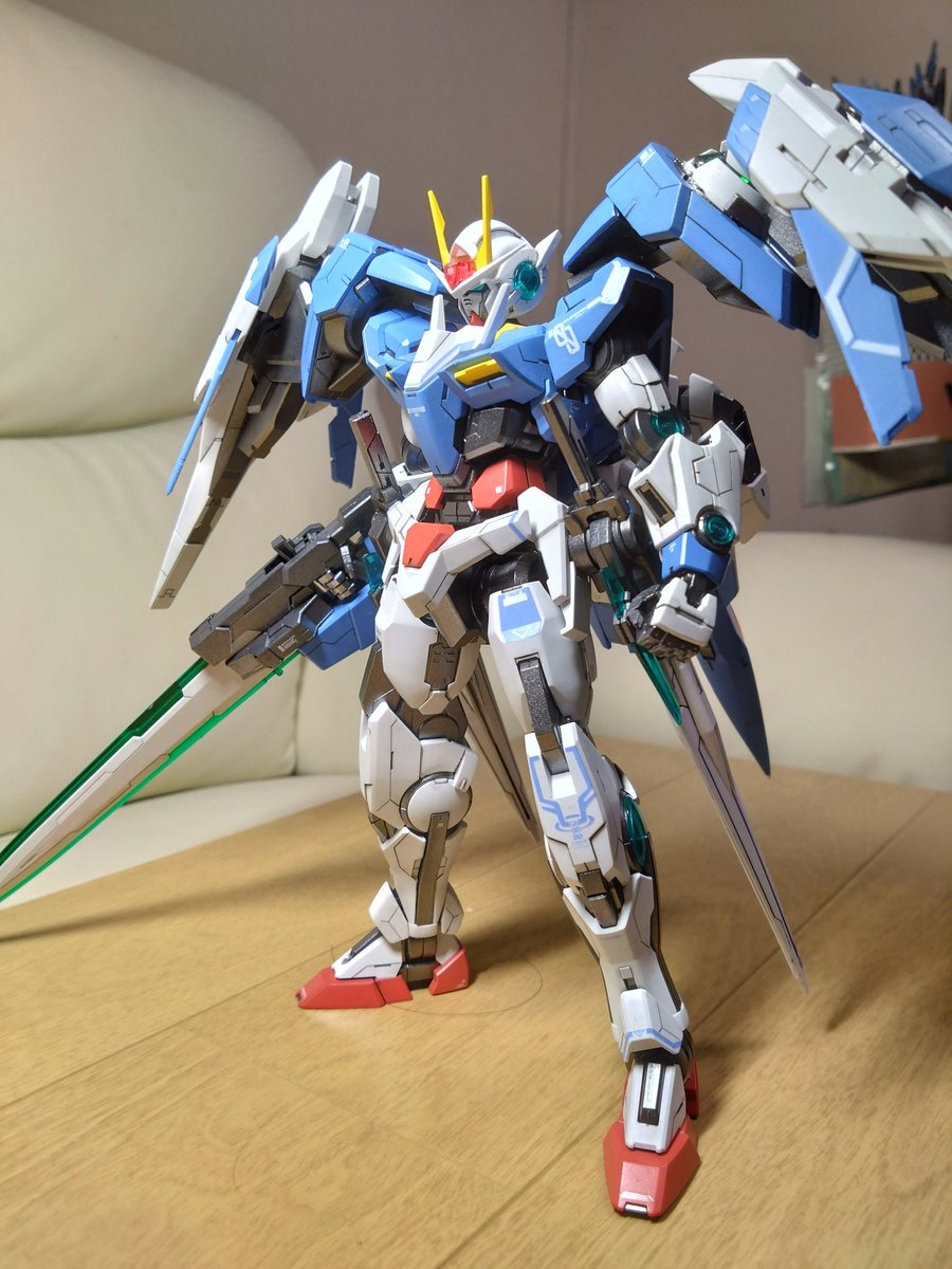 RoE720's tweet image. MGダブルオーライザー完成です✨
ちょっと時間掛かりました😅
青の調色は若干失敗ですがヨシとします😏
#ガンプラ
#ダブルオーライザー
#ガンダムOO
#あおーいプラモ上げまへんか