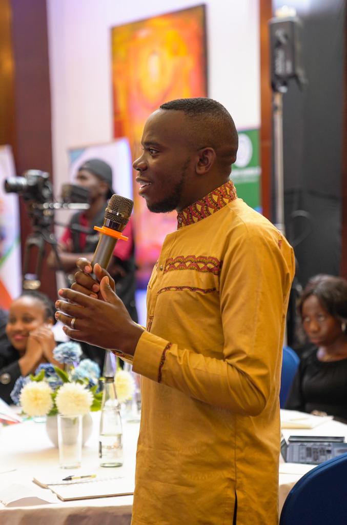 Byamukama Alozious (@byamukamaalozi4) on Twitter photo Always glad to speak on matters of national inclusion. At the invitation of <a href="/Uganetlaw/">UGANET</a> , I was part of participants who witnessed the #weleadprogramcloseout!
<a href="/AngelKyakunzire/">Kyakunzire Laura Angel</a>
<a href="/paulsenabulya/">🟣 Muzukulu Wa Mulondo</a> Always glad to speak on matters of national inclusion. At the invitation of <a href="/Uganetlaw/">UGANET</a> , I was part of participants who witnessed the #weleadprogramcloseout!
<a href="/AngelKyakunzire/">Kyakunzire Laura Angel</a>
<a href="/paulsenabulya/">🟣 Muzukulu Wa Mulondo</a>