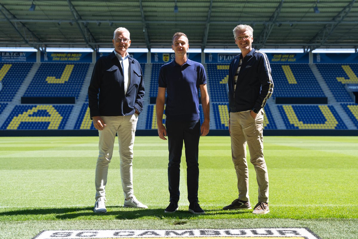 BC_Cambuur's tweet image. Van Uffelen Mode nieuwe kledingpartner SC Cambuur 👔

🔗 Meer info: cambuur.nl/nieuws/van-uff…
