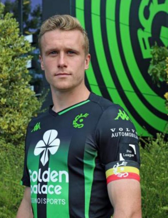 PanenkaBEL's tweet photo. 🧐 L’Antwerp s’intéresse de près à Thibo Somers, capitaine du Cercle Bruges 🟢⚫

Le joueur 🇧🇪 souhaite franchir un cap et n’a plus qu’un an de contrat.

#jpl #jupilerproleague #mercato #infofoot #majpl #football #foot https://t.co/npRCwrBbeo