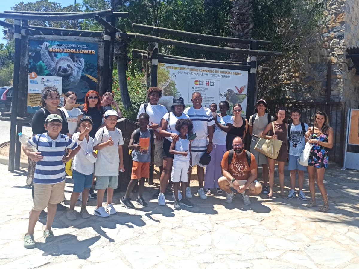 CEAR_Andalucia's tweet image. 🦒La semana pasada @selwo_aventura nos abrió sus puertas.
Disfrutamos de un día de convivencia y aprendizaje sobre especies en peligro.
🤝La inclusión real también es promover el acceso al ocio, la naturaleza, la cultura... a todas las personas.
💚¡Gracias por el apoyo!