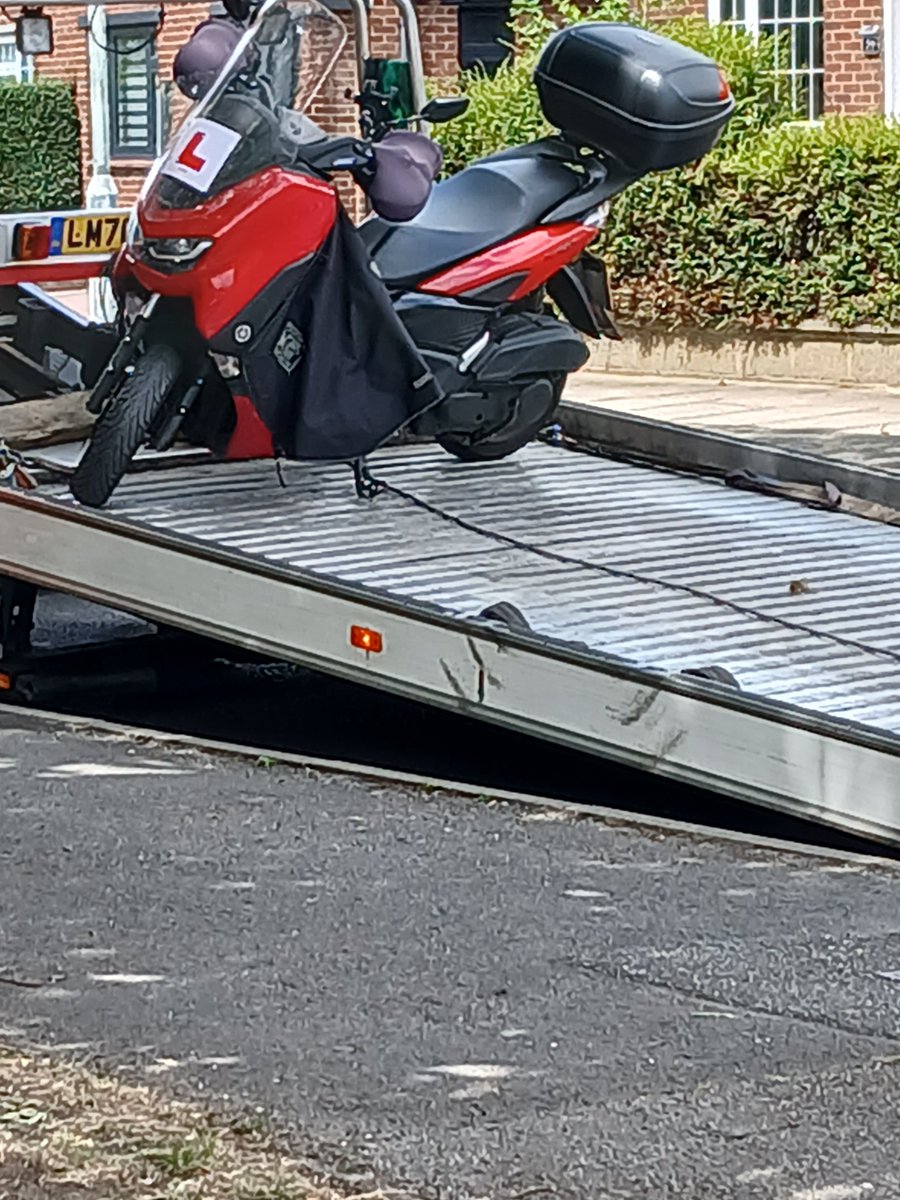 MPSSidcup's tweet image. Officers from #Sicup and #Longlands seized another moped for no insurance. The rider was reported for said offence