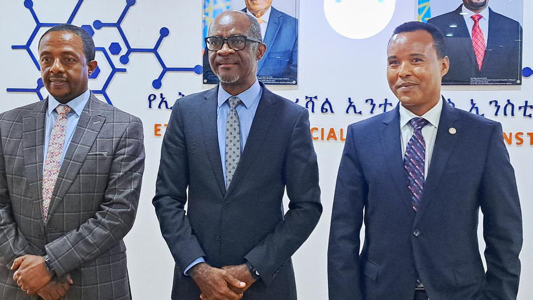 Sam Gbaydee Doe (@gbaydeedoe) on Twitter photo Honoured to sign an MOU today b/n <a href="/UNDPEthiopia/">UNDP Ethiopia</a> <a href="/EthiopianAII/">Ethiopian Artificial Intelligence Institute</a> & <a href="/AddisUniversity/">Addis Ababa University</a> for the set up of a #timbuktoo #AI UniPod in Ethiopia to serve as a national center of excellence. The AI UniPod will be where intelligence meets impact for public & private sectors, academia & CSOs. Honoured to sign an MOU today b/n <a href="/UNDPEthiopia/">UNDP Ethiopia</a> <a href="/EthiopianAII/">Ethiopian Artificial Intelligence Institute</a> & <a href="/AddisUniversity/">Addis Ababa University</a> for the set up of a #timbuktoo #AI UniPod in Ethiopia to serve as a national center of excellence. The AI UniPod will be where intelligence meets impact for public & private sectors, academia & CSOs.