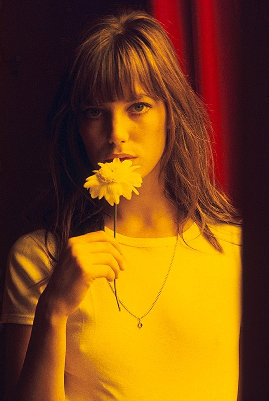 Bonjour
(Jane Birkin, Chelsea, Londres, 1970 © Tony Frank)