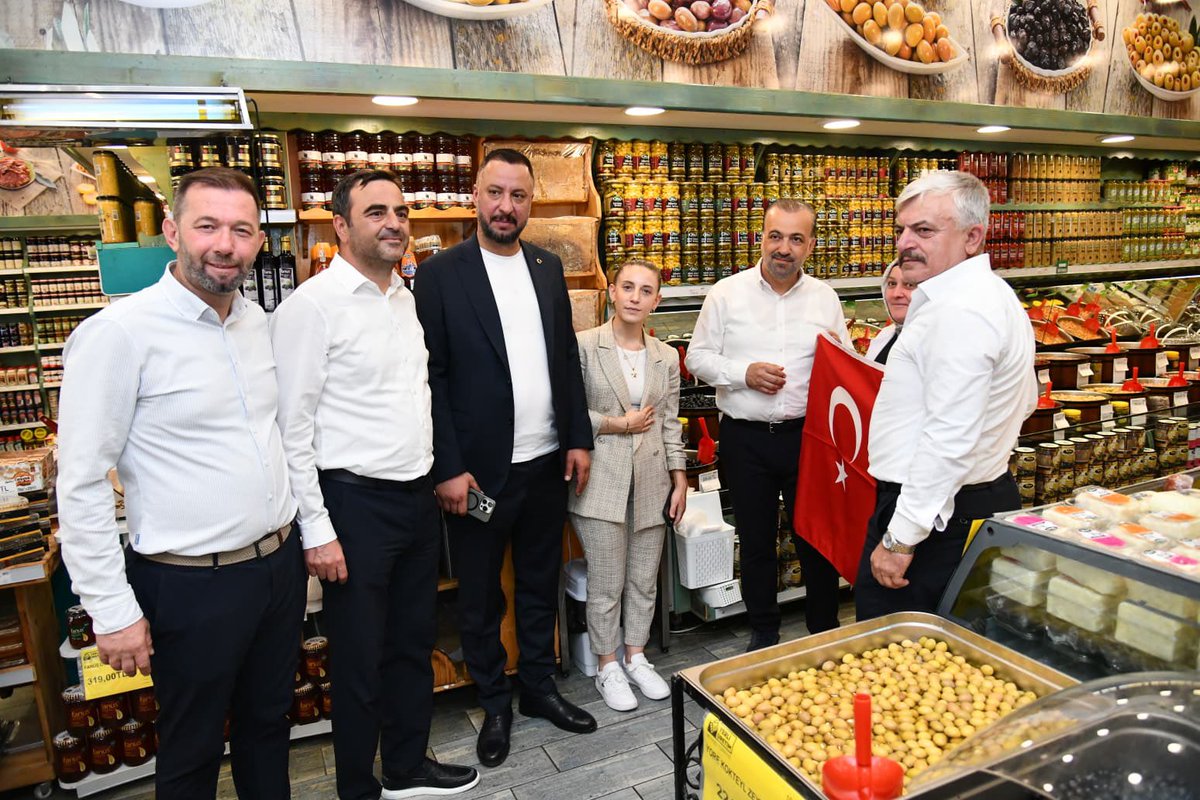 ak_basiskele's tweet photo. Sayın İl Başkanımız Dr. Şahin Talus’un katılımıyla, İlçe Başkanımız Mehmet Başyiğit ve Belediye Başkanımız Mehmet Yasin Özlü ile birlikte Başiskele’de esnaf ziyaretleri gerçekleştirdik. https://t.co/9Tw4gzKtSu