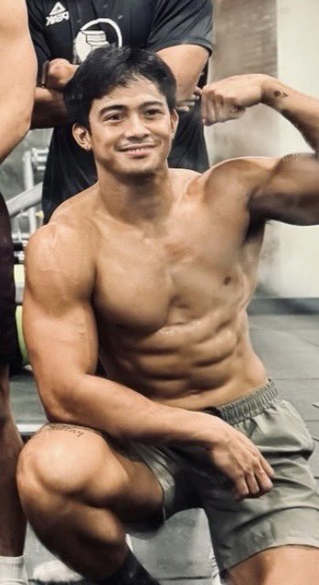 YUMMY ARGEL 🥵👅