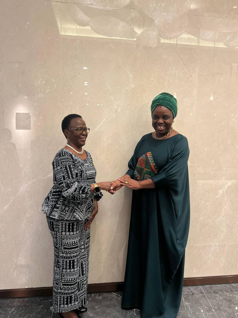 unwomenAU's tweet image. At the AU #MYCM, @unwomenAU organized a meeting w/ @AU_WGYD & the Office of the Special Envoy to welcome the new Special Envoy, @Amb_Mulamula . @unwomenAU reaffirmed its unwavering support to the Office in advancing the WPS Agenda across Africa. #WPS #AUSummit2025