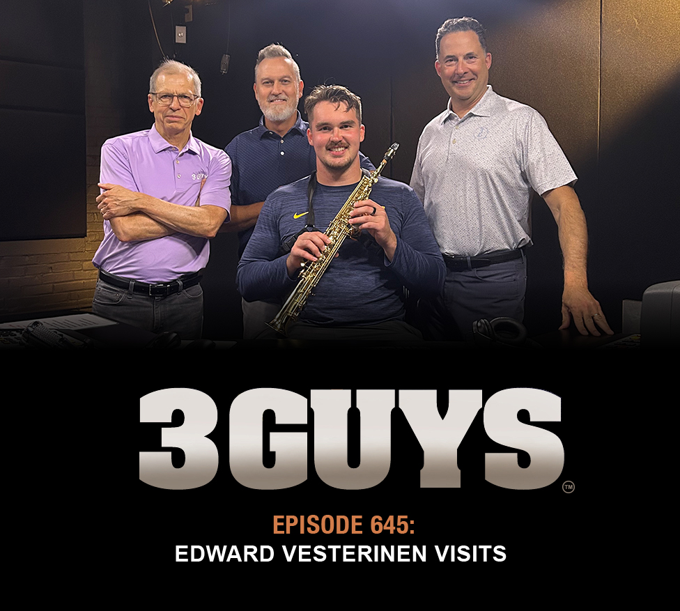TonyCaridi's tweet image. 🎷 A @3Guys__ first!
@vesEdward joins the show to talk @WVUfootball — and blow us away with his soprano saxophone skills.
@bradhowe07 @HoppyKercheval
An inspiring story of talent, drive, and dreams realized.
🎧 Watch/Listen: spreaker.com/episode/3-guys…