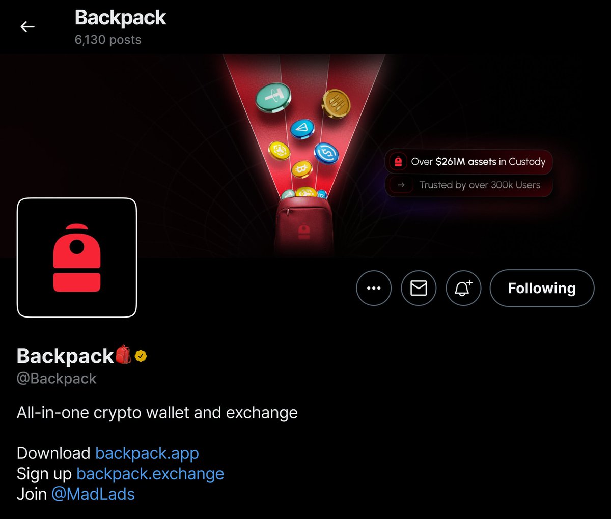 just_savvy_'s tweet image. I redesigned Backpack’s header because the product is solid but the visuals weren’t saying a thing.
$261M+ in assets.
12+ networks.
Built-in exchange.
But their first impression doesn’t tell you any of that.
So I fixed it.
Here’s how I made the message match the product↓