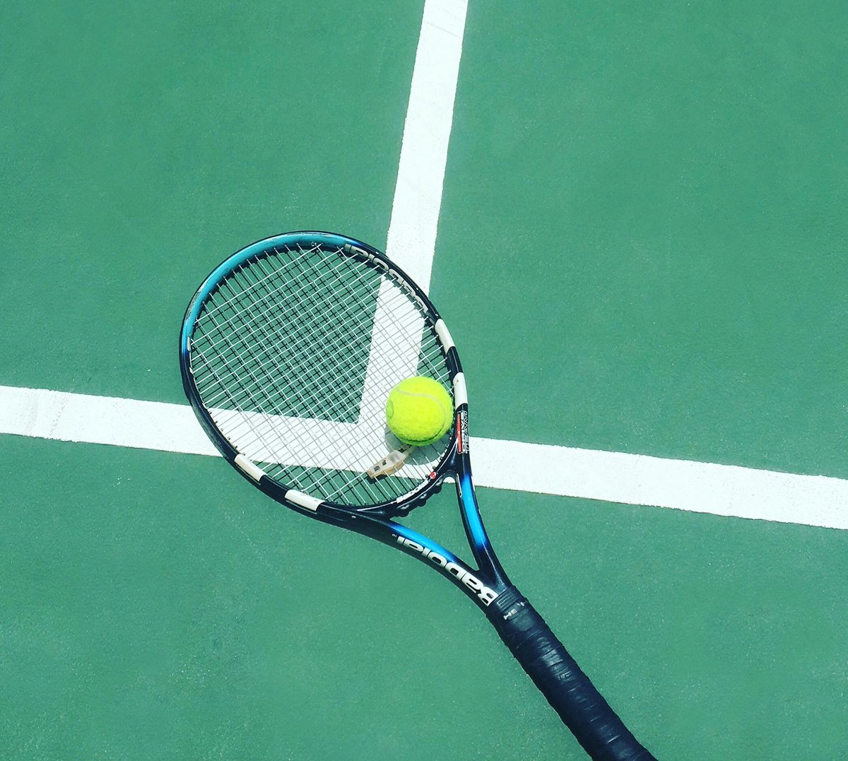 Why don't we trust technology in sport? 
Wimbledon has shown the current tensions between humans &amp; machines but Professor Gina Neff from Cambridge University believes that its the intersection between people &amp; systems that leads to the best decisions.
#innovation #Wimbledon2025