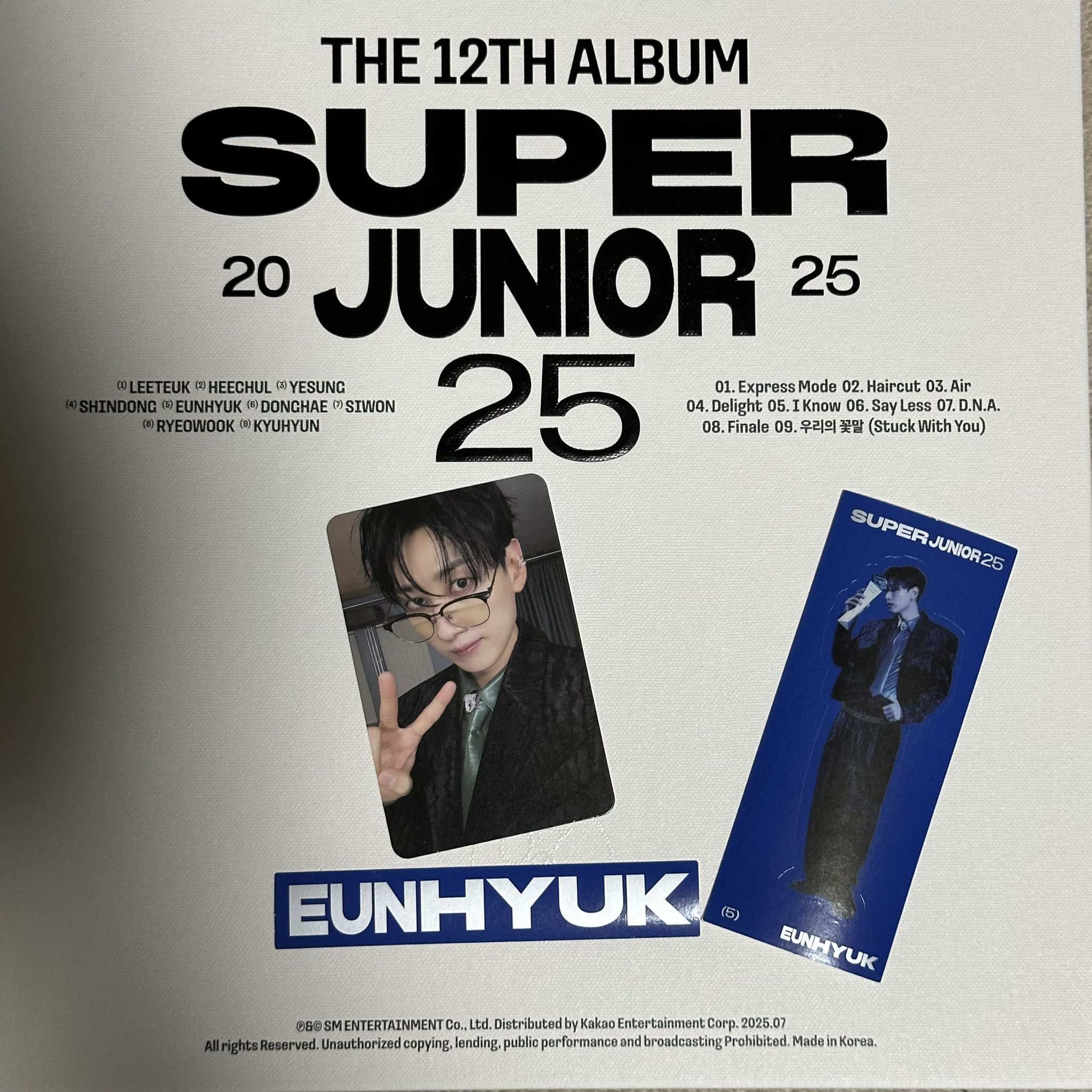 SUPER JUNIOR 花美男連続ボム事件 イェソン ミラートレカ SUPER JUNIOR 花美男連続ボム事件 イェソン ミラートレカ