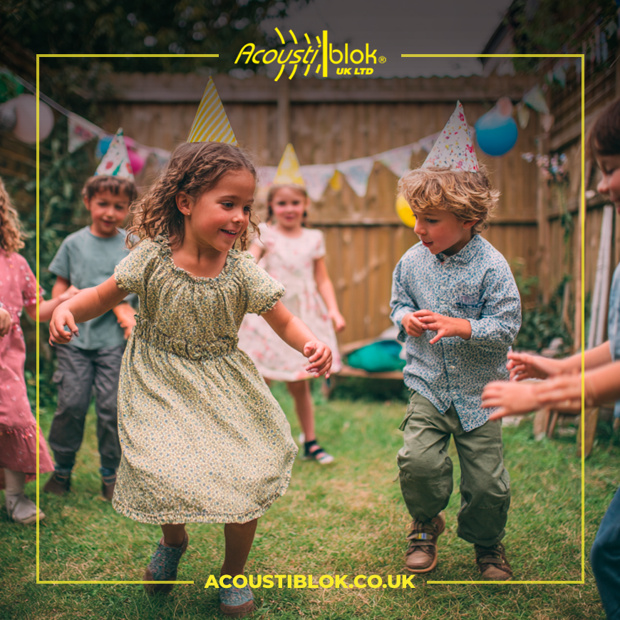 🎈 Kids being loud? Let them! Acoustiblok garden soundproofing means neighbours stay happy while the fun goes on.

#GardenSoundproofing

👉 acoustiblok.co.uk | info@acoustiblok.co.uk | 01622 840289