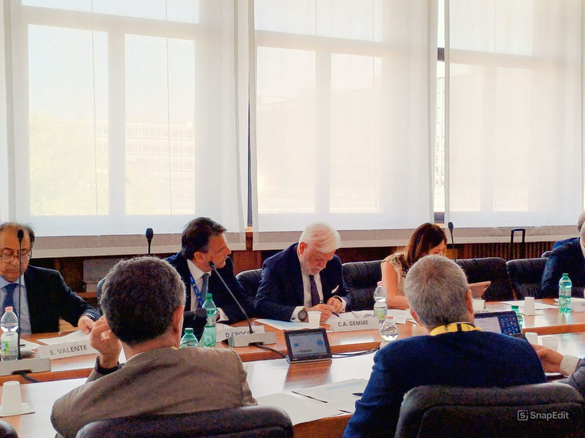 Anas SpA (@stradeanas) on Twitter photo Claudio Andrea Gemme, AD di Anas, eletto Presidente di <a href="/AipcrStrade/">PIARC ITALIA AIPCR</a> , la sezione nazionale dell’Associazione Mondiale della Strada.
Focus su #sicurezzastradale, #digitalizzazione e #sostenibilità nel futuro della mobilità. 🌍🚧 Claudio Andrea Gemme, AD di Anas, eletto Presidente di <a href="/AipcrStrade/">PIARC ITALIA AIPCR</a> , la sezione nazionale dell’Associazione Mondiale della Strada.
Focus su #sicurezzastradale, #digitalizzazione e #sostenibilità nel futuro della mobilità. 🌍🚧