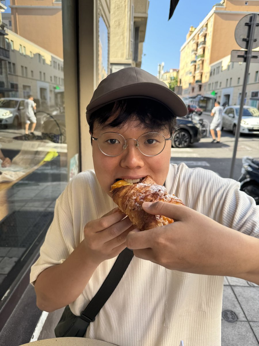 learnwdaniel's tweet image. Eating is the only way to de-stress, especially through Europe