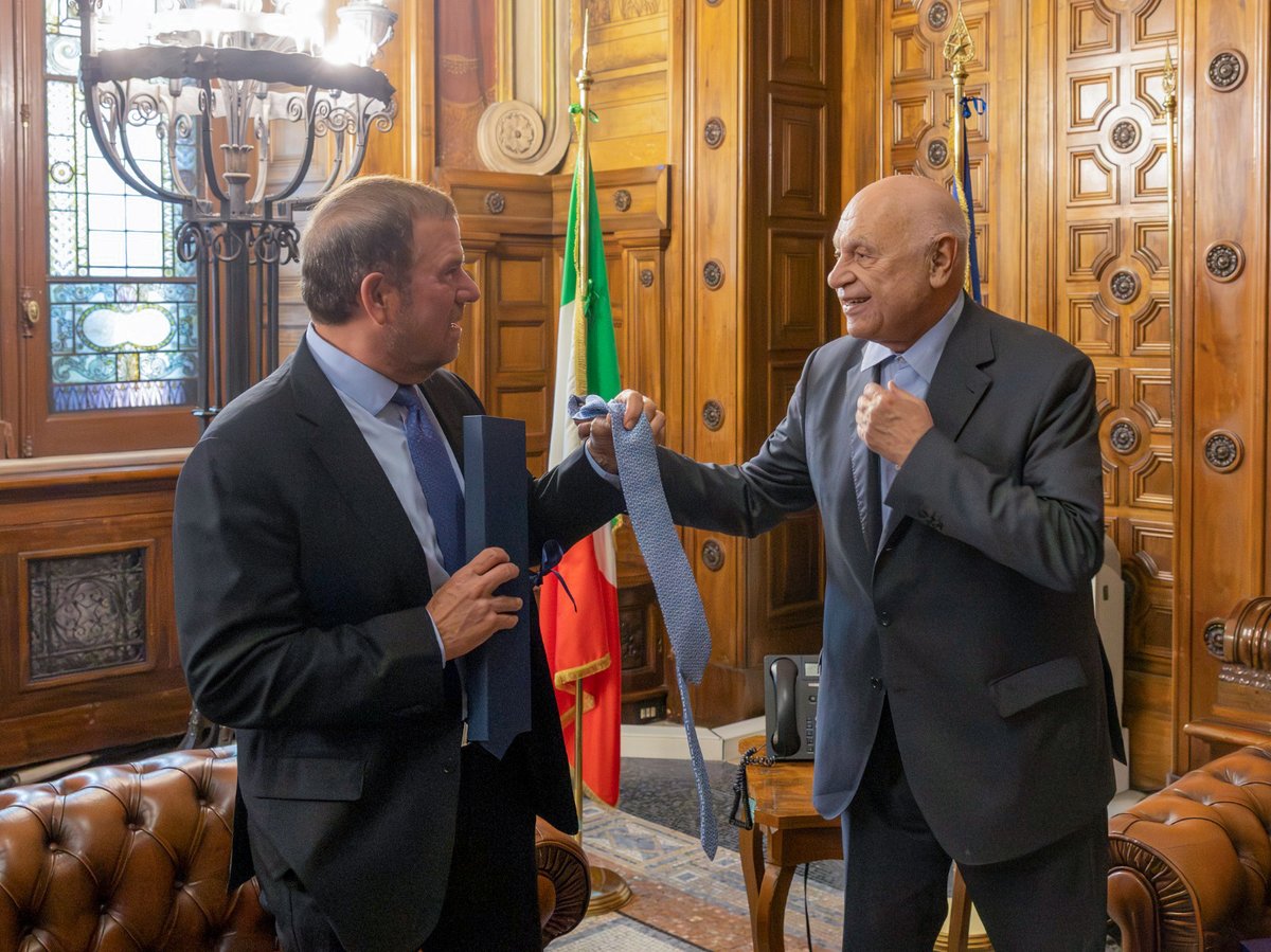 USAmbItaly's tweet image. I complimented the tie….and left wearing it!
Nothing beats the generosity and warmth of our friends in Italy, exemplified by Minister Nordio!
U.S. - Italy TIES are strong, and definitely stylish!
🇺🇸👔🇮🇹