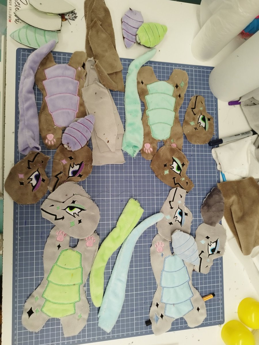Azaako2's tweet image. More minis