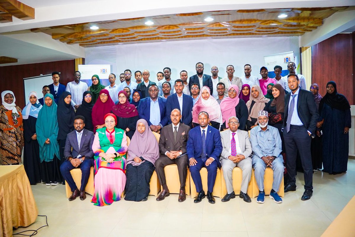 AfricaCDC's tweet image. 🇸🇴 This week in Mogadishu, @AfricaCDC and @MoH_Somalia are co-hosting a high-level workshop to shape the country’s first national strategy and operational plan for viral hepatitis control.
As one of our first technical engagements in Somalia, the workshop brings together key…