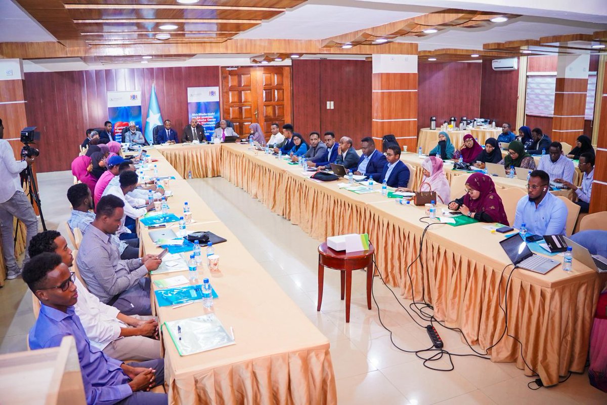 AfricaCDC's tweet image. 🇸🇴 This week in Mogadishu, @AfricaCDC and @MoH_Somalia are co-hosting a high-level workshop to shape the country’s first national strategy and operational plan for viral hepatitis control.
As one of our first technical engagements in Somalia, the workshop brings together key…