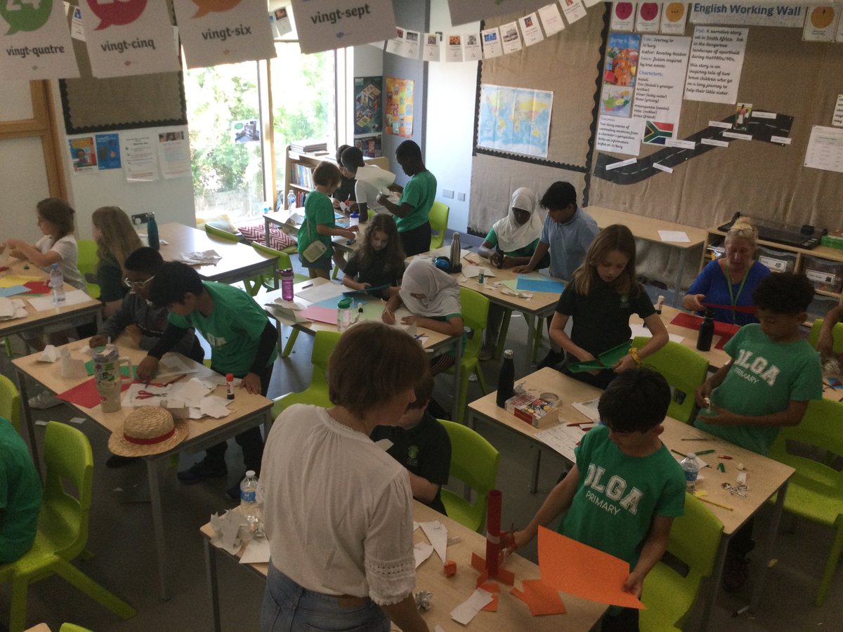 OlgaChestnut's tweet photo. We've been working on 3D toy models using a variety of techniques in a special session with Bow Arts this morning https://t.co/aURhzO5nQD