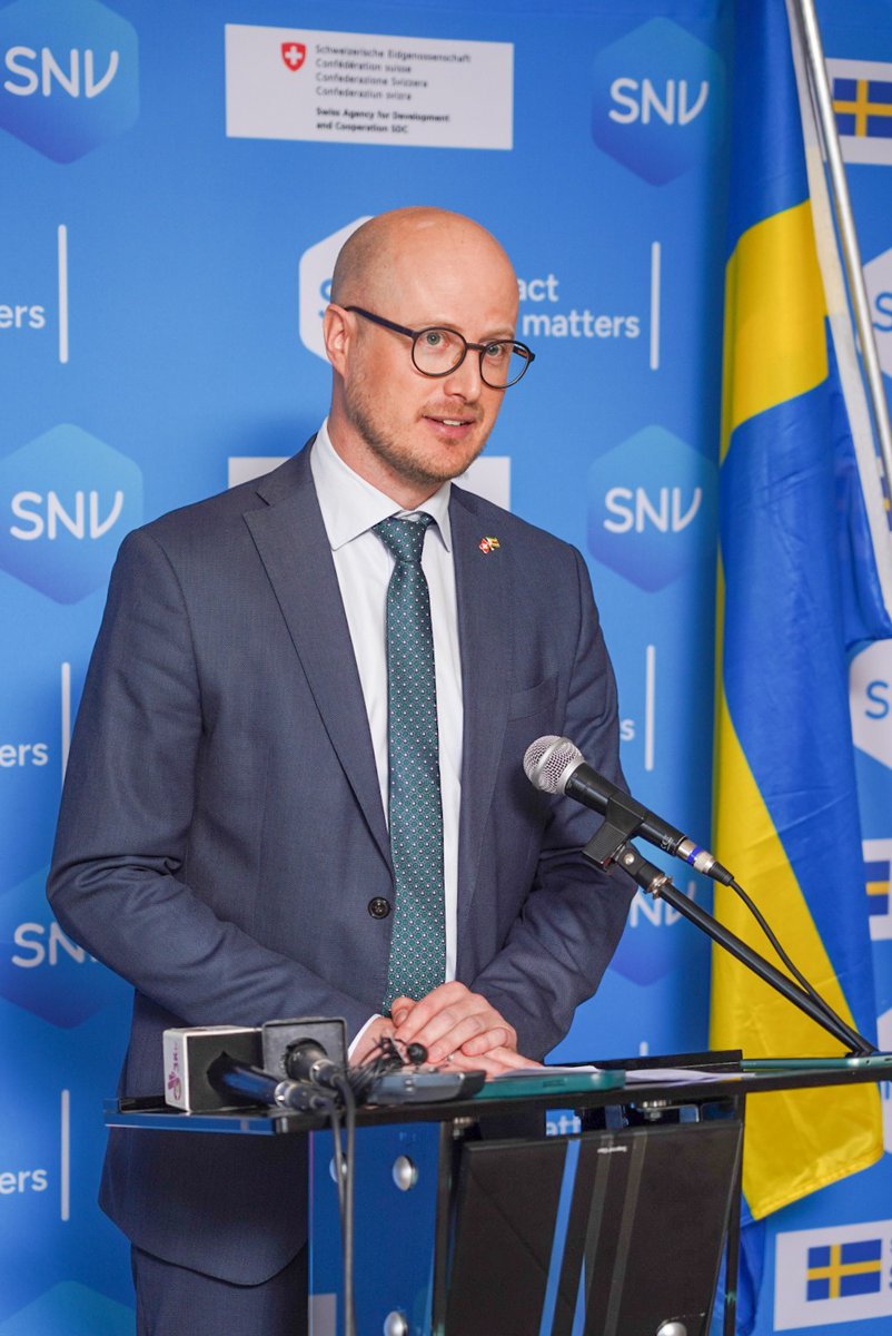 SwissEmbZim's tweet image. Big launch in #Harare! 
Switzerland, @SwedeninZW, @SNVZimbabwe 
&amp;amp; Ministry of Youth 2day launched a US$5.2m Youth Employment &amp;amp; Entrepreneurship Project in Zim. It focuses on: Skills training, Startup support &amp;amp; Green sector growth. Proud to empower #ZimYouth for a brighter future!