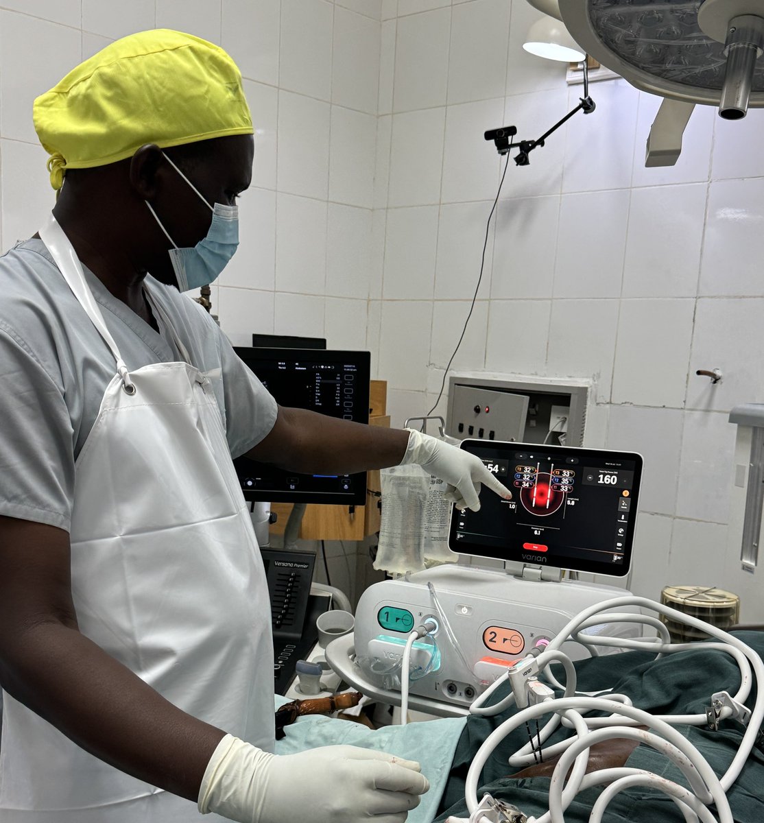 Ed Kim (@diehccdie) on Twitter photo History made! First #MWA performed in Uganda with #Intelliblate with <a href="/DamoiOkello/">Joseph Okello Damoi</a> for HCC <a href="/GSI_Kyabirwa/">Global Surgical Initiatives, Kyabirwa SC</a> . Patient doing well and going home. <a href="/MountSinaiIR/">Mount Sinai IR</a> <a href="/SiemensHealth/">Siemens Healthineers</a> <a href="/SIO_Central/">SIO</a> <a href="/MountSinaiNYC/">Mount Sinai Health System</a> History made! First #MWA performed in Uganda with #Intelliblate with <a href="/DamoiOkello/">Joseph Okello Damoi</a> for HCC <a href="/GSI_Kyabirwa/">Global Surgical Initiatives, Kyabirwa SC</a> . Patient doing well and going home. <a href="/MountSinaiIR/">Mount Sinai IR</a> <a href="/SiemensHealth/">Siemens Healthineers</a> <a href="/SIO_Central/">SIO</a> <a href="/MountSinaiNYC/">Mount Sinai Health System</a>