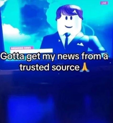 🕐HOURLY🕑 shitpost tweet media