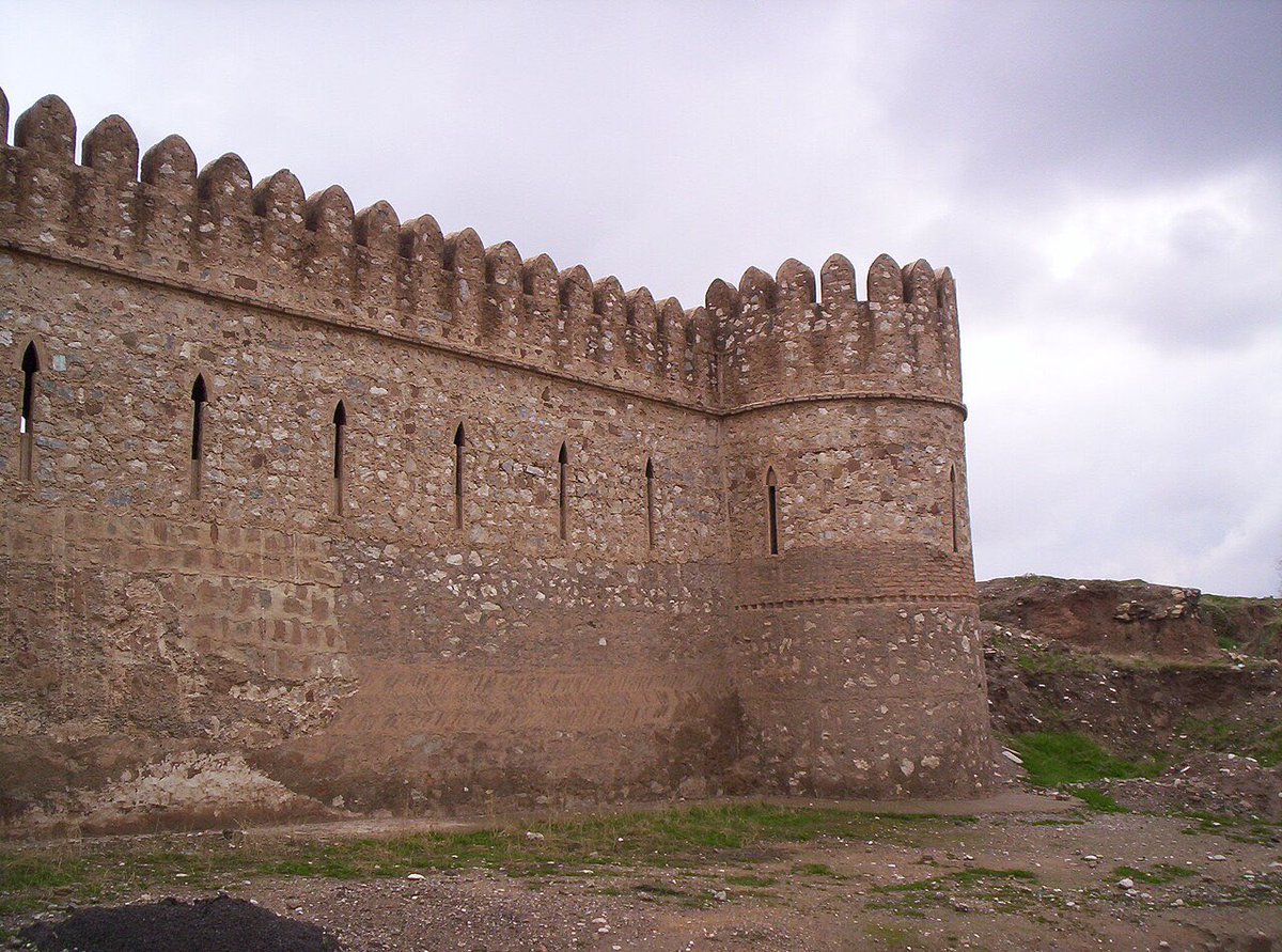 _ant________'s tweet image. The Citadel of Kirkuk is still stewarded by native Chaldeans of Kirkuk