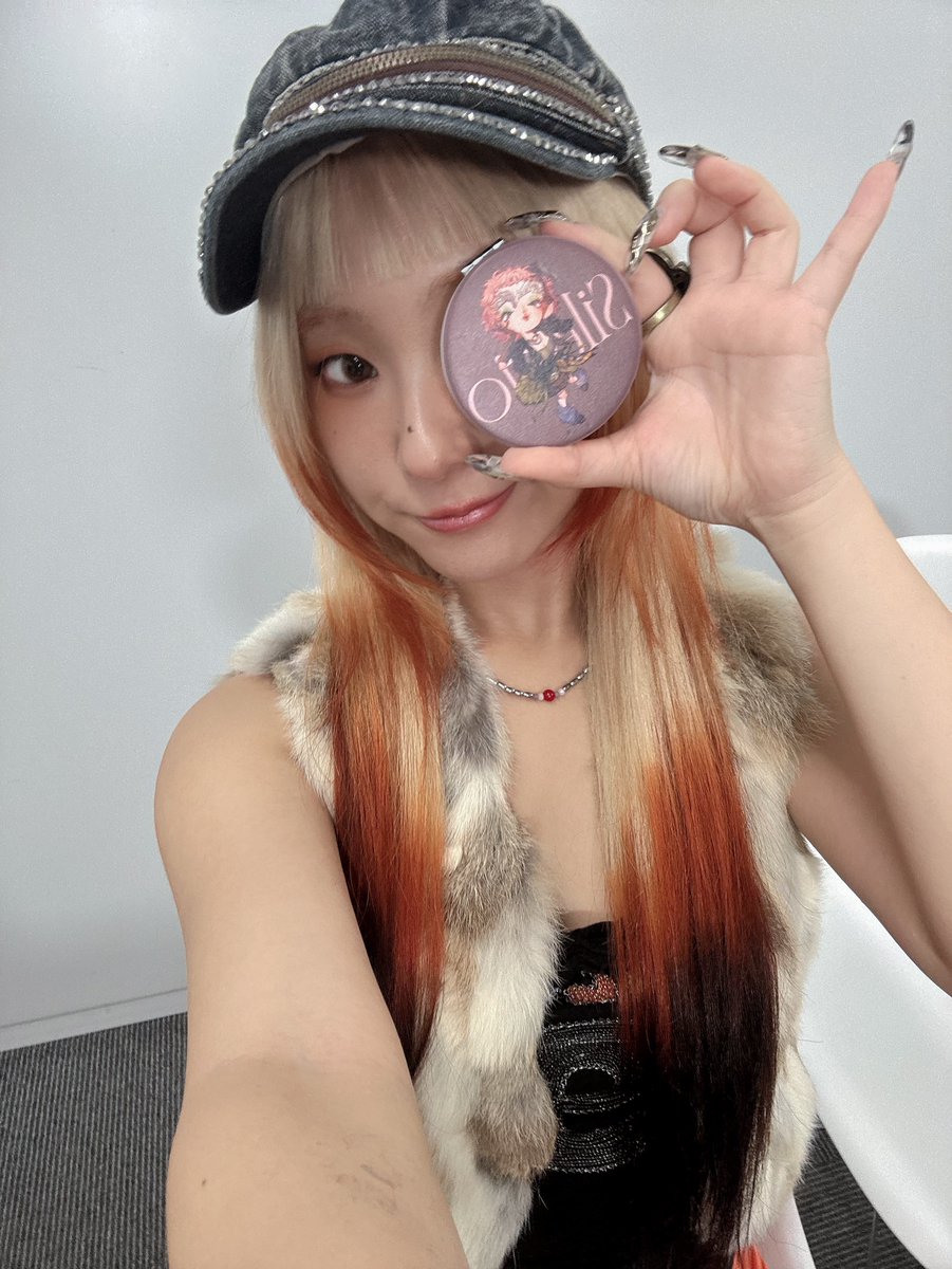 ねおページ サイン会ありがとうーございました！ お揃い嬉しい！🧡✨ アーカイブは