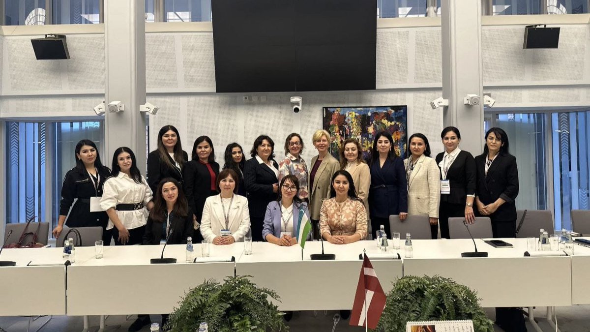 CFLA_gov_lv's tweet image. 🌍 Sieviešu līderība bez robežām: Latvija–Uzbekistāna
📍 Rīga | 📅 14.–18. jūlijs

15 līderes no Uzbekistānas valsts pārvaldes viesojas Latvijā, lai stiprinātu zināšanas par dzimumu līdztiesību un iekļaujošu pārvaldību.

Par vizīti plašāk lasi šeit: cfla.gov.lv/lv/jaunums/sie…