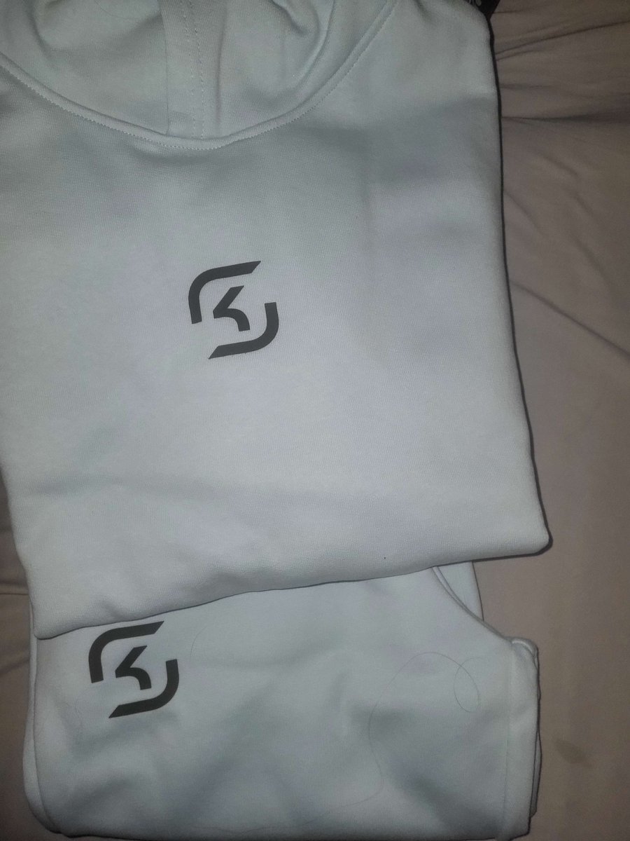 nimea25 (@nimea25) on Twitter photo Yippie Hoodie and joggers from <a href="/SKGamingLeague/">SK Gaming League of Legends</a> 😍Thank you sooooo much for sending me this stuff <3 It's sooooo comfy and I love this color! Yippie Hoodie and joggers from <a href="/SKGamingLeague/">SK Gaming League of Legends</a> 😍Thank you sooooo much for sending me this stuff <3 It's sooooo comfy and I love this color!