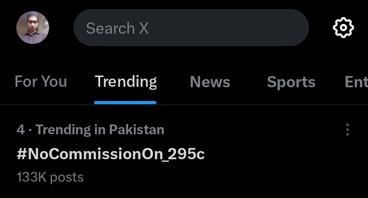 ان ایک لاکھ 33 ہزار ٹویٹس کرنے والوں کو سلام. 
تحریک لبیک کے سوشل میڈیا کے کارکنان نے اس وقت بہترین کارکردگی دیکھائی ہے۔ 

#NoCommissionOn_295c