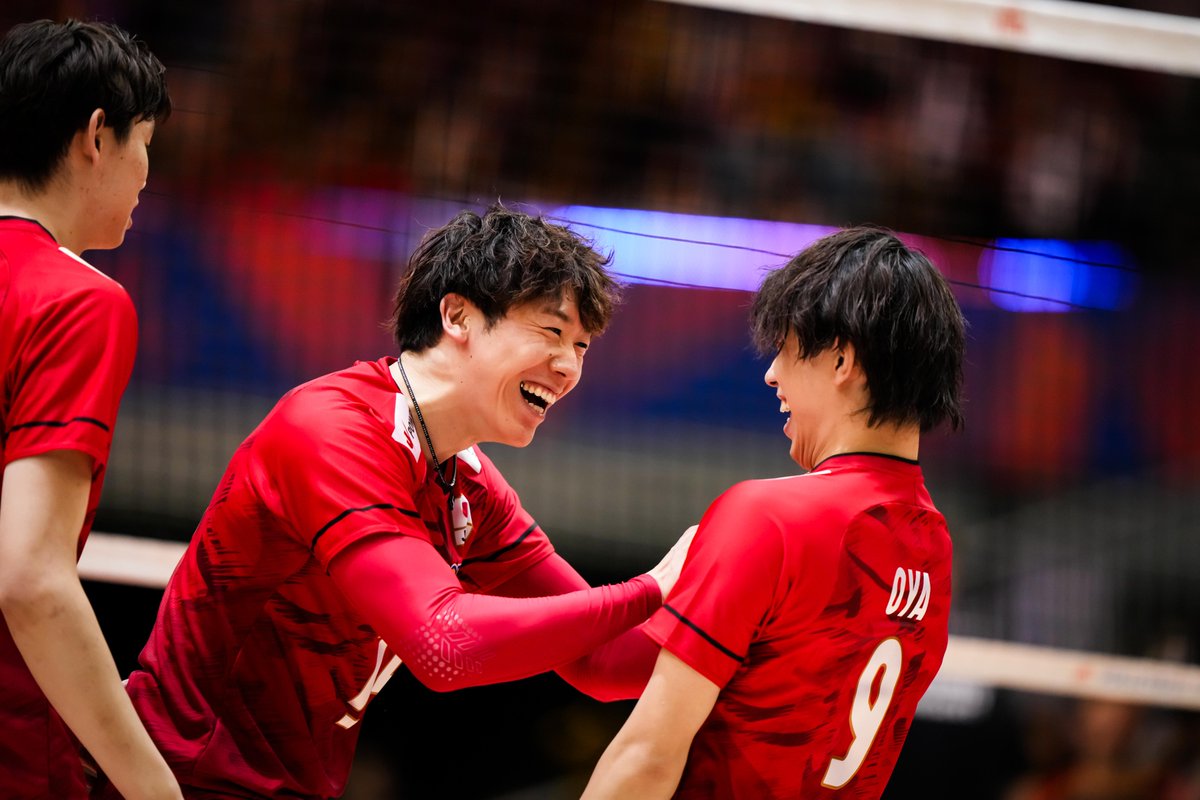 vking_jp's tweet photo. 快勝スタート🔥

 🇯🇵日本代表 3-1 ドイツ代表🇩🇪

#バレーボール男子日本代表 が日本ラウンド初戦を逆転勝利で飾る！

第1セット 21-25
第2セット 25-20
第3セット 25-23
第4セット 25-20

https://t.co/dfXfmj8vnK

📸Volleyball World

#男子バレー #バレーボール #VNL #ネーションズリーグ https://t.co/vQPVHE6RGs