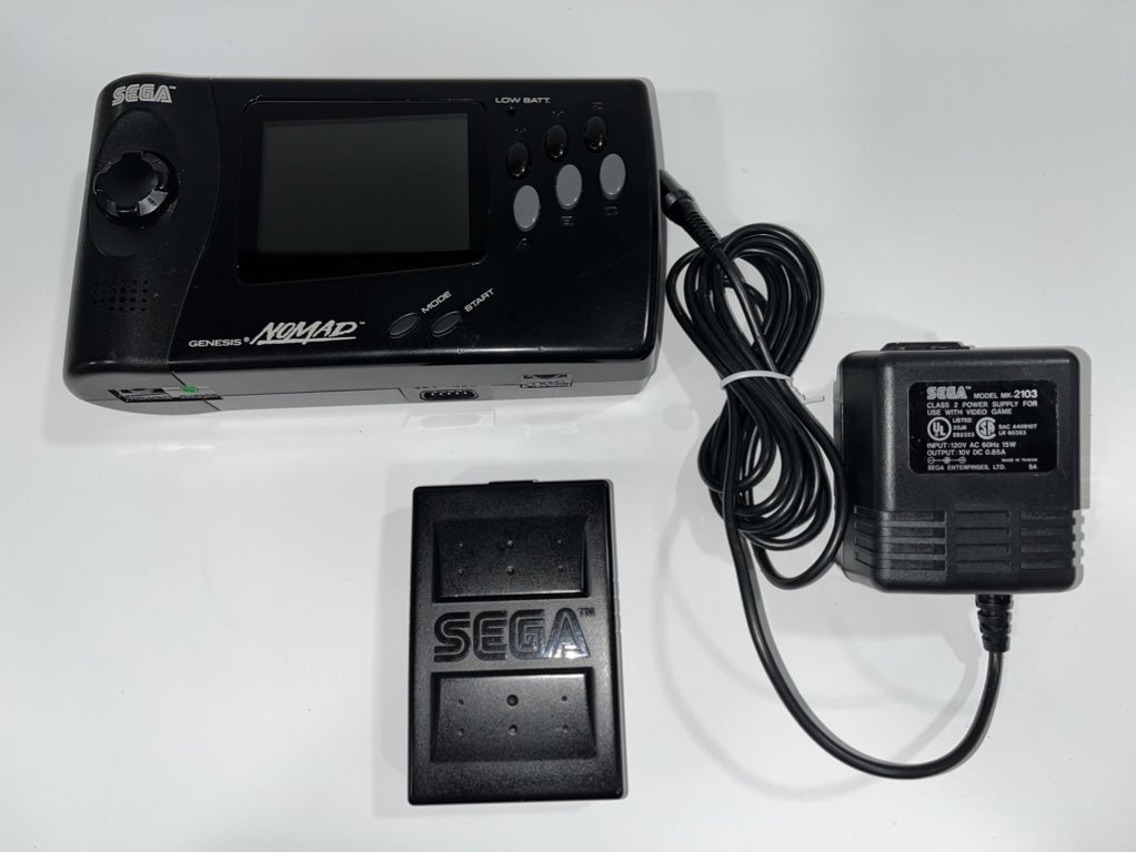 AlteredRetro's tweet image. Sega Nomad posted.

Get it while it’s hot!!

ebay.us/m/ttC4zo