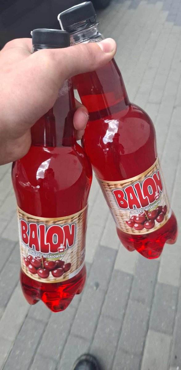 PZusso's tweet image. Kupił balony...

cfel pierdolony🥳🥳🥳