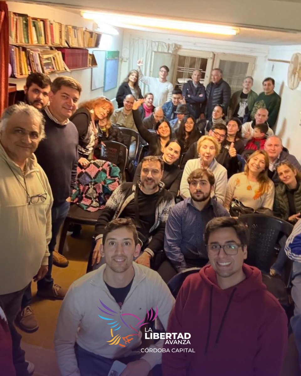 LLA_CbaCapital's tweet image. ¡CAPACITACIONES DE FISCALIZACIÓN 2025! 🙌🏻
Más vecinos formándose para defender el voto en las mesas, junto a Jorge Silvestre.
👉🏻 Fiscalizar es garantizar que cada voto cuente.
💜 ¡VIVA LA LIBERTAD, CARAJO!
#elecciones #lalibertadavanza #cordobacapital