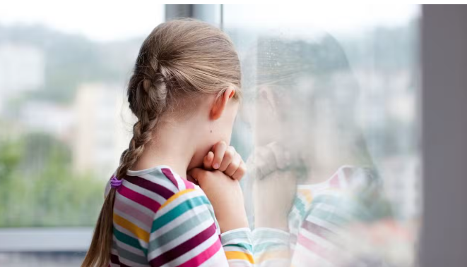 Observatorio Infancia y Adolescencia Andalucía (@cdoia) on Twitter photo La #LeyDelHielo en la #crianza: el silencio como #castigo emocional
educacion2.com/la-ley-del-hie…
😢Aunque parezca inofensivo, 📌el silencio impuesto por un padre o una madre como castigo habitual ➡️puede provocar consecuencias emocionales profundas.
<a href="/educacion2/">Educación 2.0</a> <a href="/UOCuniversidad/">UOCuniversidad</a> La #LeyDelHielo en la #crianza: el silencio como #castigo emocional
educacion2.com/la-ley-del-hie…
😢Aunque parezca inofensivo, 📌el silencio impuesto por un padre o una madre como castigo habitual ➡️puede provocar consecuencias emocionales profundas.
<a href="/educacion2/">Educación 2.0</a> <a href="/UOCuniversidad/">UOCuniversidad</a>