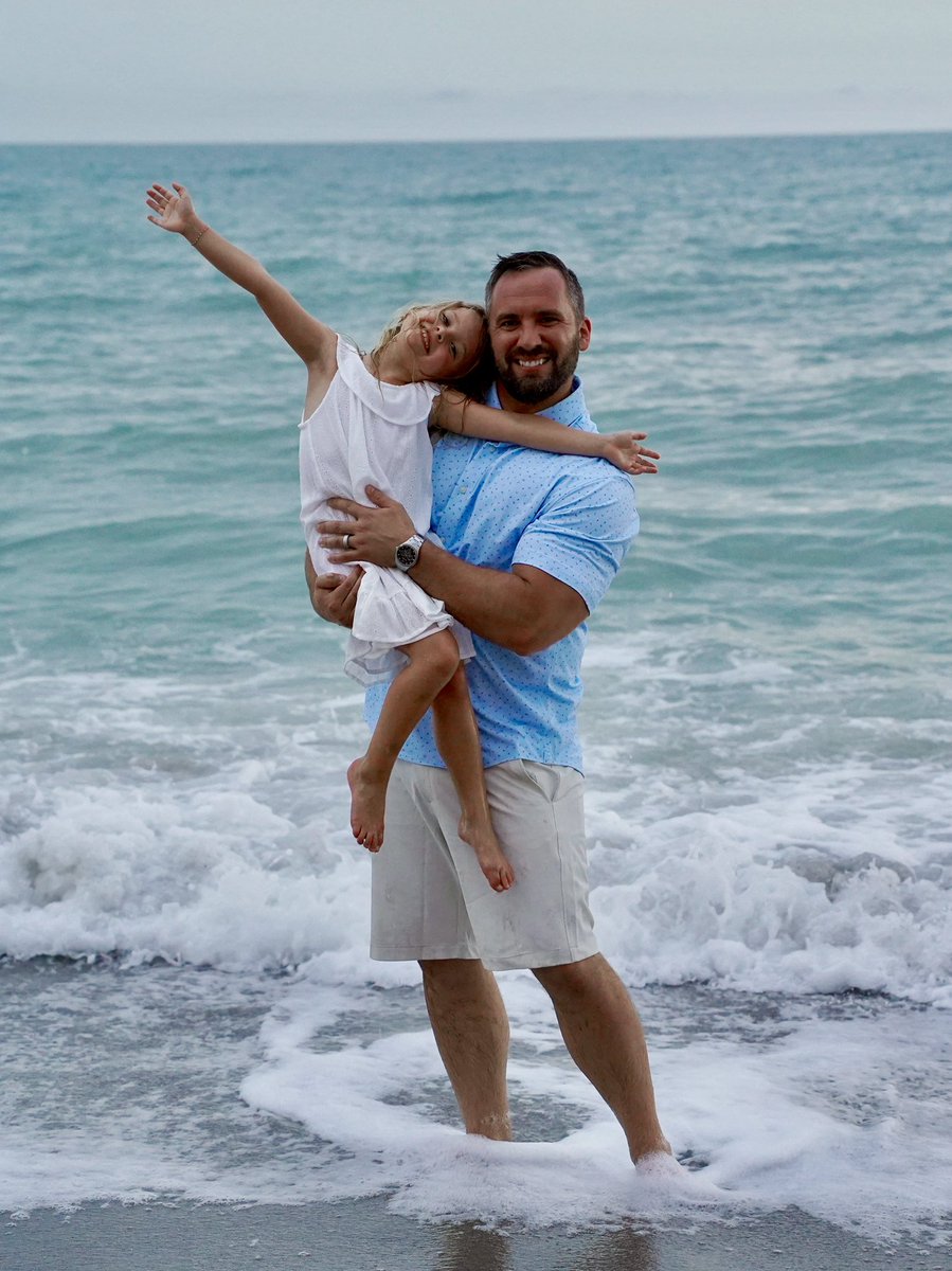 SAOliver_Atty's tweet image. “I’ve never seen the ocean before.”
Narrator: She’s definitely seen the ocean… many, many times.
But that moment stopped me.
She’s getting older now. Old enough to start keeping what we’re building. Every trip, every wave, every laugh, and every random decision…
… like how…