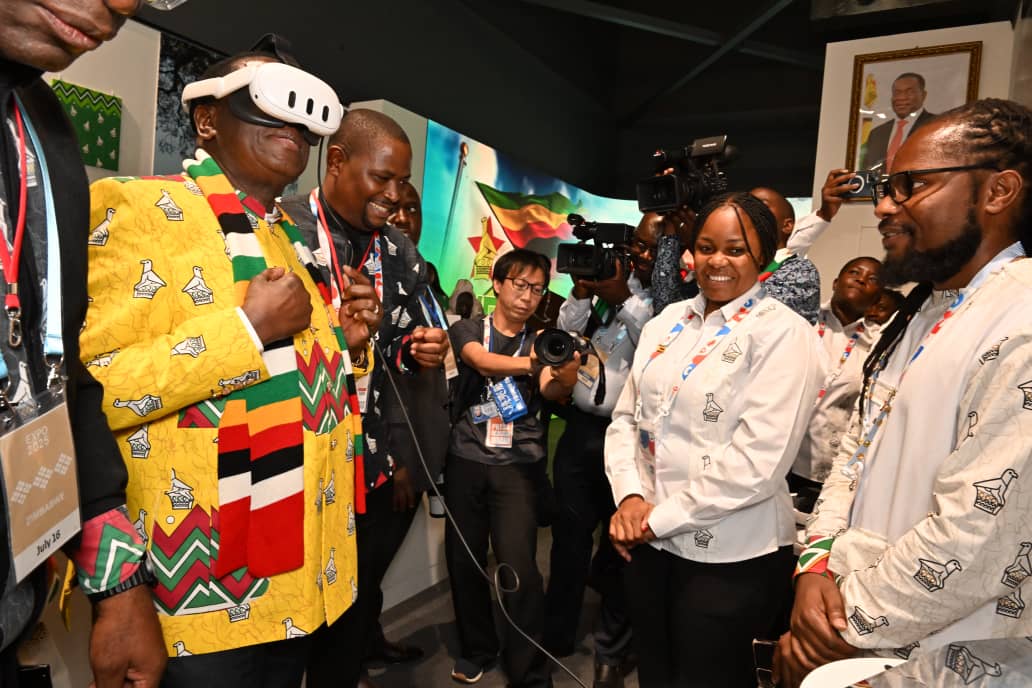ZimTradeAlerts's tweet image. A proud moment for Zimbabwe 🇿🇼 as President Mnangagwa led Zimbabwe National Day celebrations at the Expo 2025 Osaka, showcasing our heritage, culture, innovation, &amp;amp; economic potential. He expressed delight at Zimbabwe’s unique &amp;amp; immersive pavilion experience, proudly showcasing…