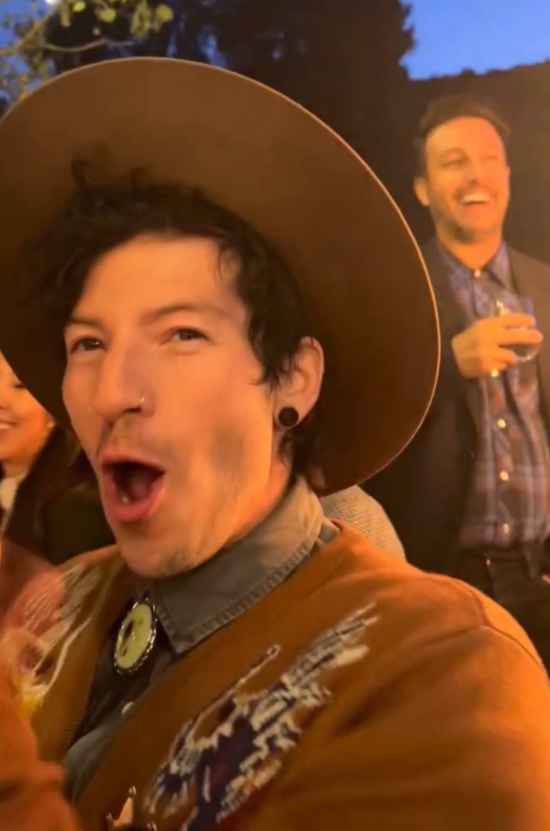 joshthinkers's tweet image. save a horse or whatever they say